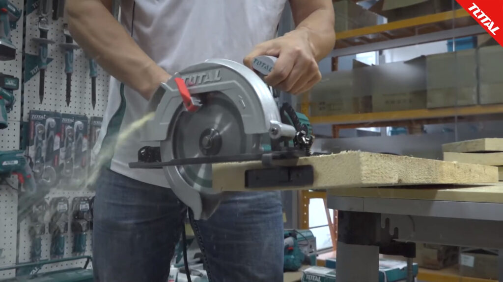 Máy cắt gỗ cầm tay TOTAL công suất 1200W chính hãng máy dòng chuyên nghiệp cho mọi người